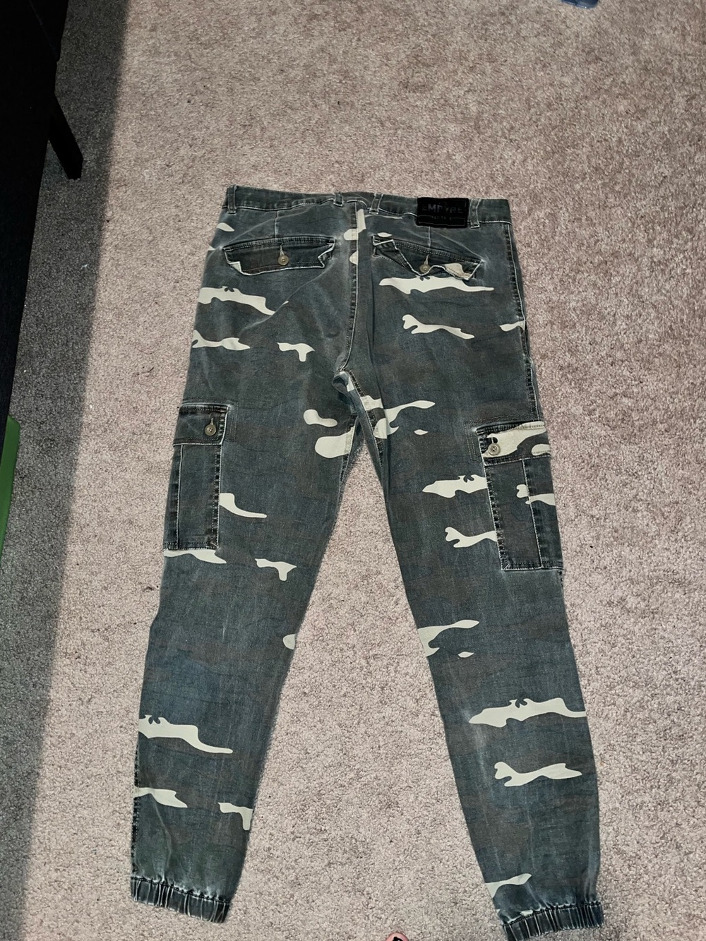 Empyre Olive Green Camo Ankle Cargo Pants